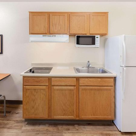 Woodspring Suites Ankeny Des Moines ภายนอก รูปภาพ