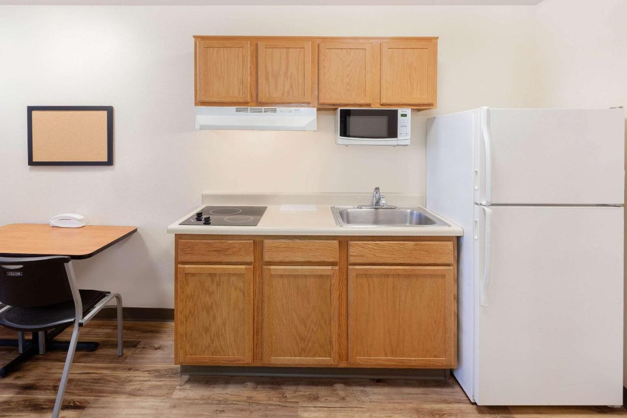 Woodspring Suites Ankeny Des Moines ภายนอก รูปภาพ